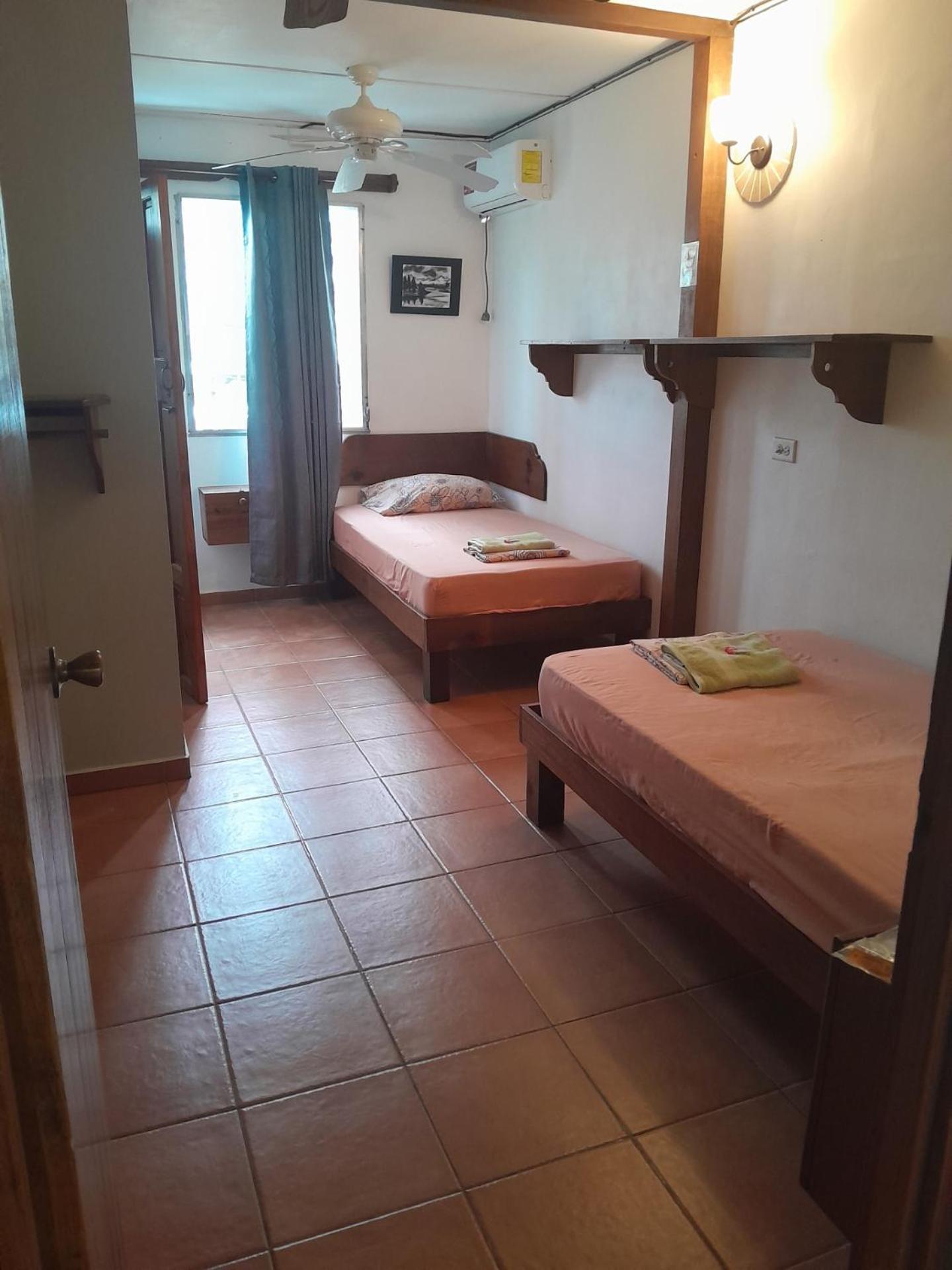 Hostal Hansi Bocas del Toro Eksteriør billede